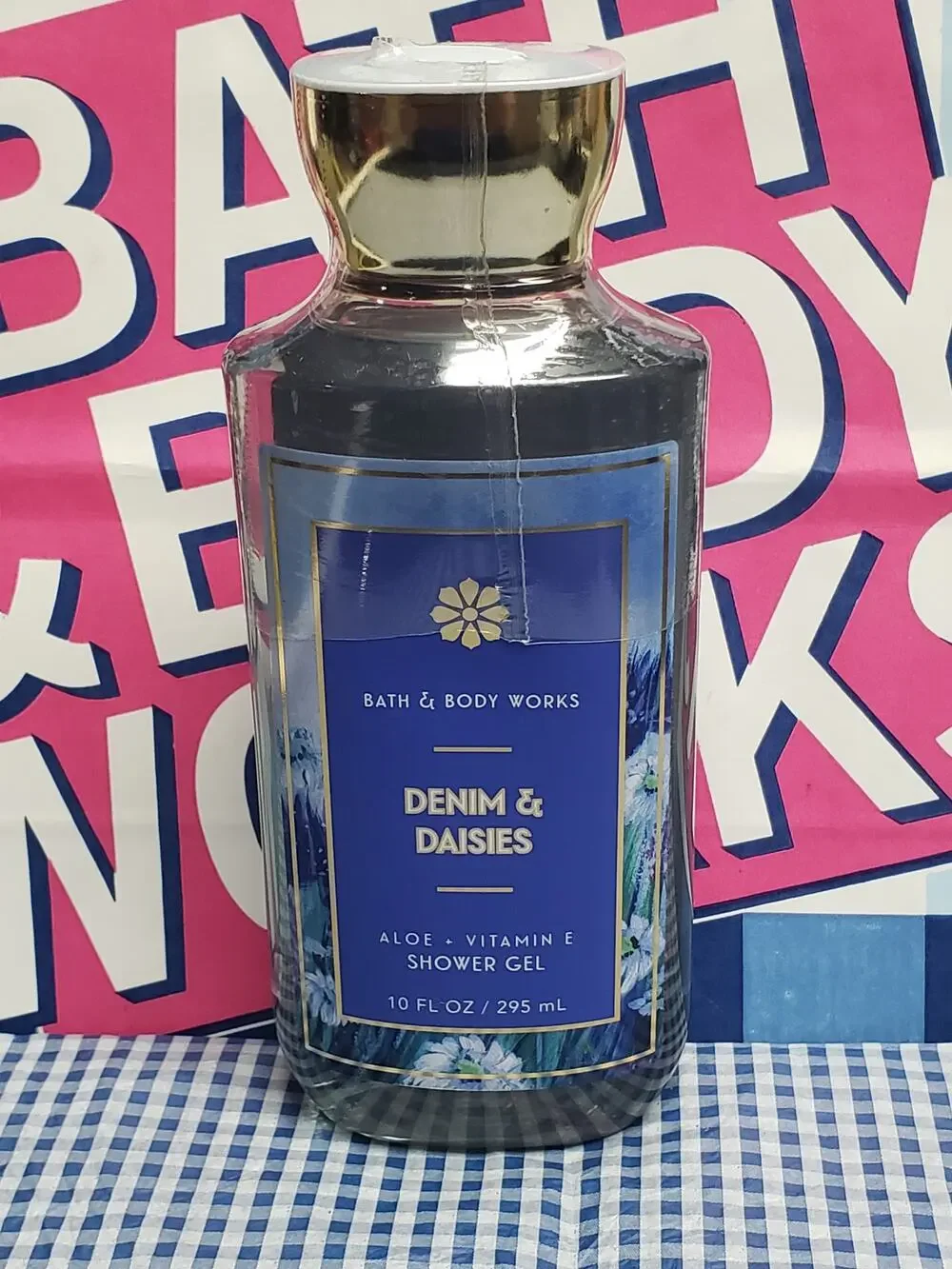 BBW Denim & Daisies Aloe + Vitamin E Shower Gel Body Wash 10oz.